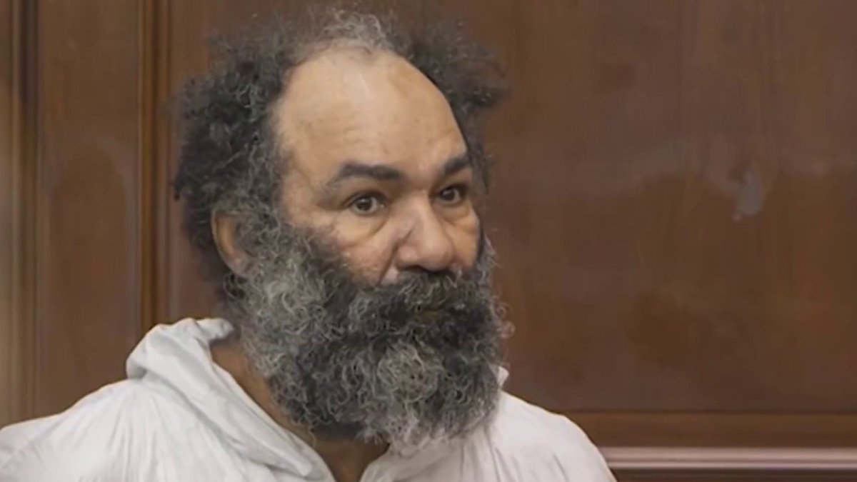 Suspect in deadly Manhattan stabbing spree arraigned on murder charges ...
