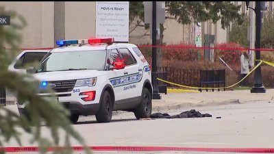 Oak Park police officer shot on Black Friday