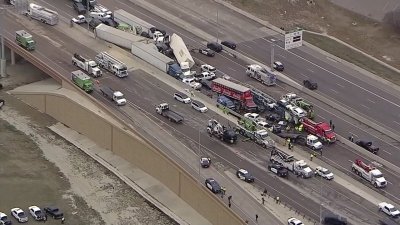 Questions still surround fatal 2021 Fort Worth pileup on icy road