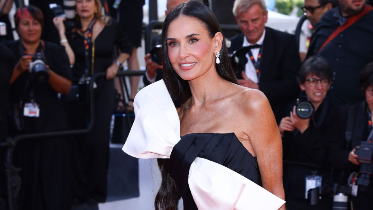Producer’s Demand for Demi Moore to Lose Weight Causes Embarrassment and Humiliation