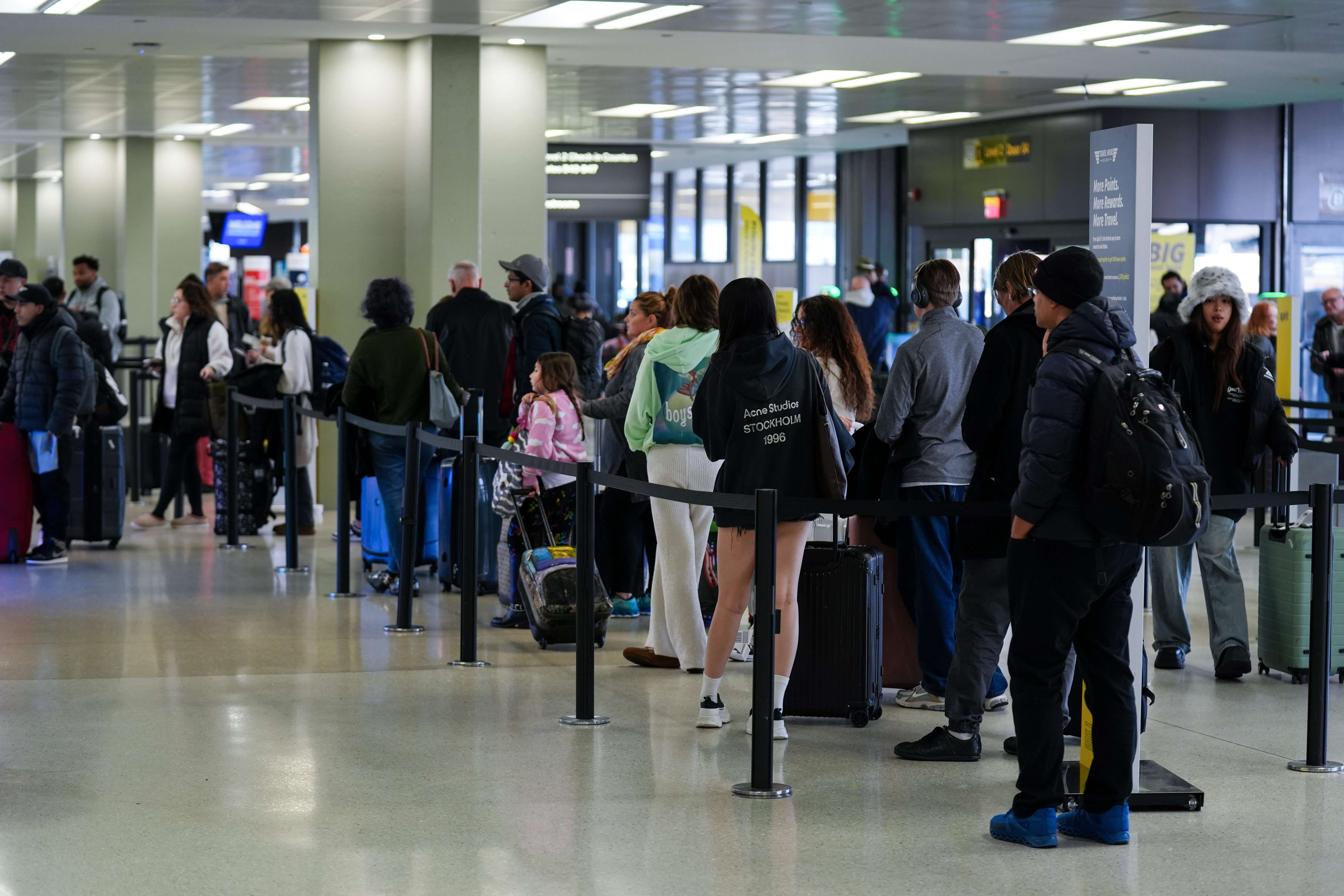 FAA institutes floor delay for flights into Newark Airport forward of peak Thanksgiving journey day FAA institutes floor delay for flights into Newark Airport forward of peak Thanksgiving journey day