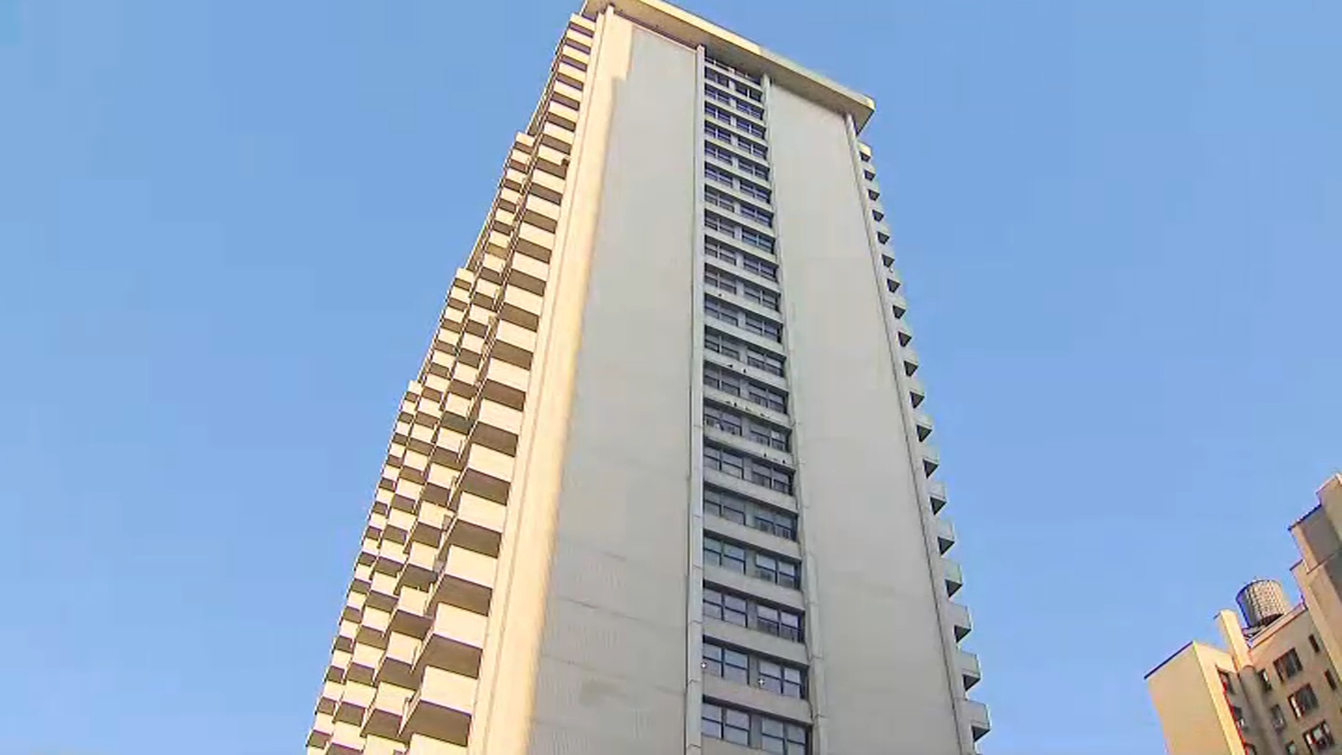 Man stabbed to loss of life in Higher West Facet condo, police say Man stabbed to loss of life in Higher West Facet condo, police say