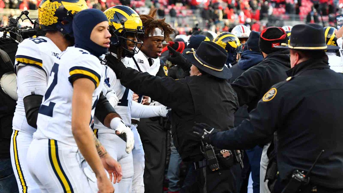 Michigan, Ohio State fight broken up with police pepper spray NBC New