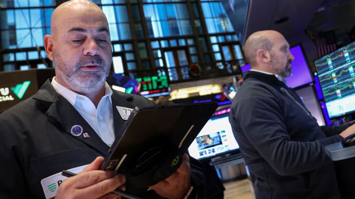 dow-closes-nearly-500-points-higher-on-cooler-inflation-data-but-index