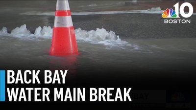 Water main break floods Boylston Street in Back Bay