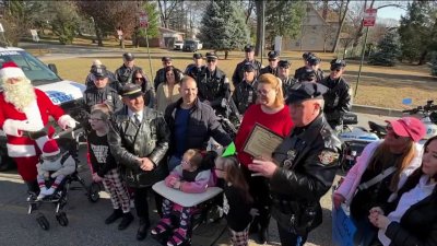 NYPD helps bring Christmas cheer to special needs children on Staten Island