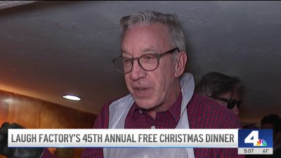 Laugh Factory offers free meals and a show in Christmas tradition