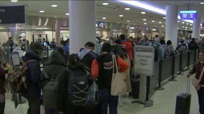 Tri-state airports prepare for busy holiday travel weekend