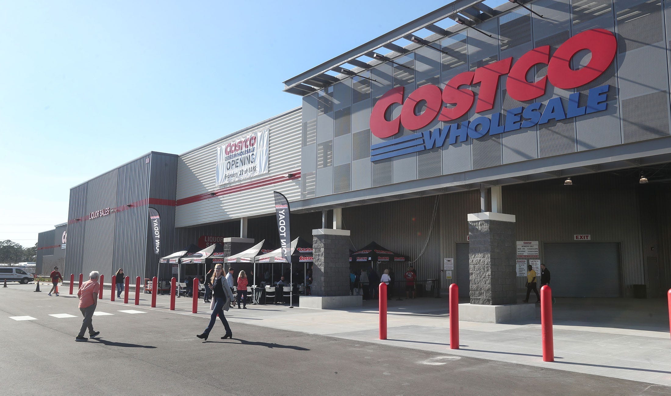 Recall of Costco eggs from NY-based farm raised to highest stage over salmonella threat Recall of Costco eggs from NY-based farm raised to highest stage over salmonella threat