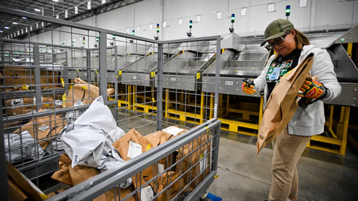 Amazon workers in North Carolina to vote on unionization next month ...