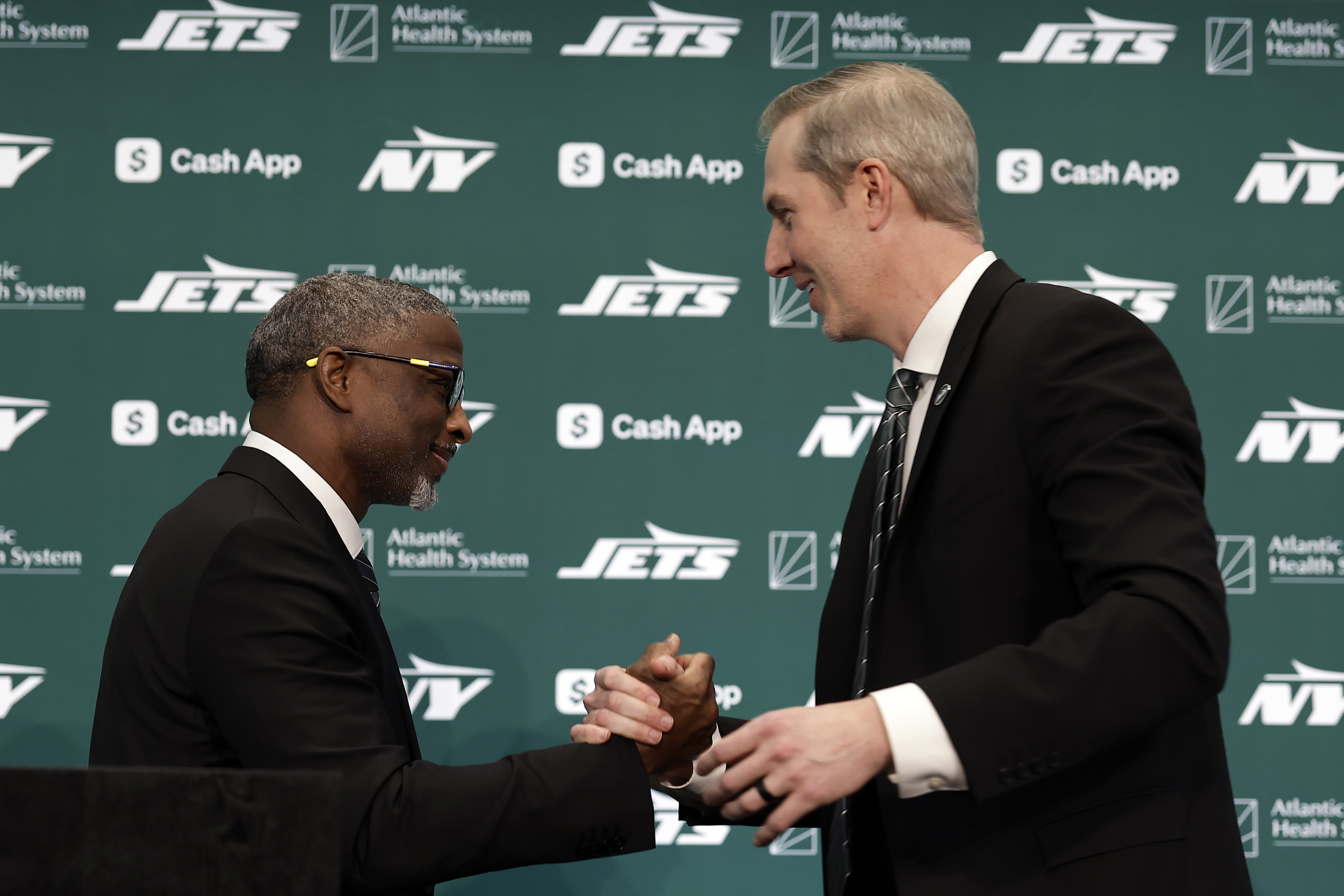 ‘We are the freakin’ New York Jets’: Aaron Glenn, GM Darren Mougey optimistic in intro ‘We are the freakin’ New York Jets’: Aaron Glenn, GM Darren Mougey optimistic in intro
