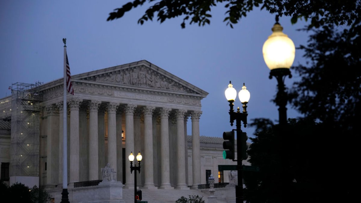 Supreme Court rules for female Oklahoma death row inmate over sex ...