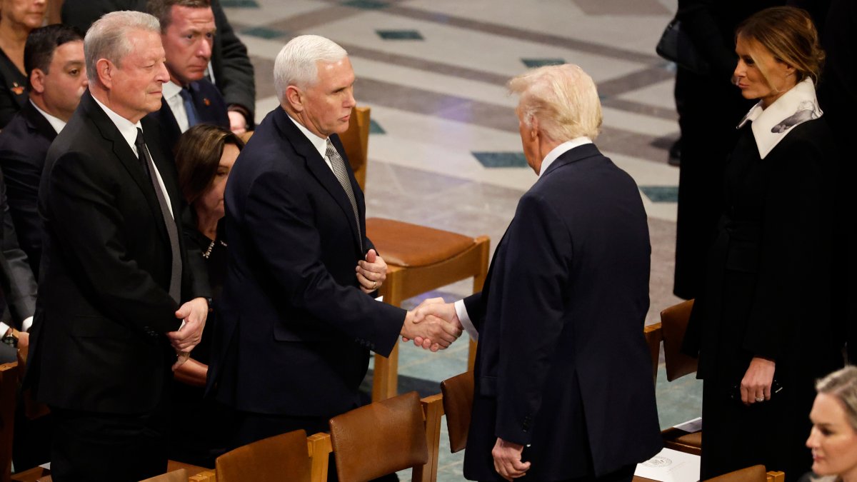 Pence and Trump Reunite at Carter's Funeral