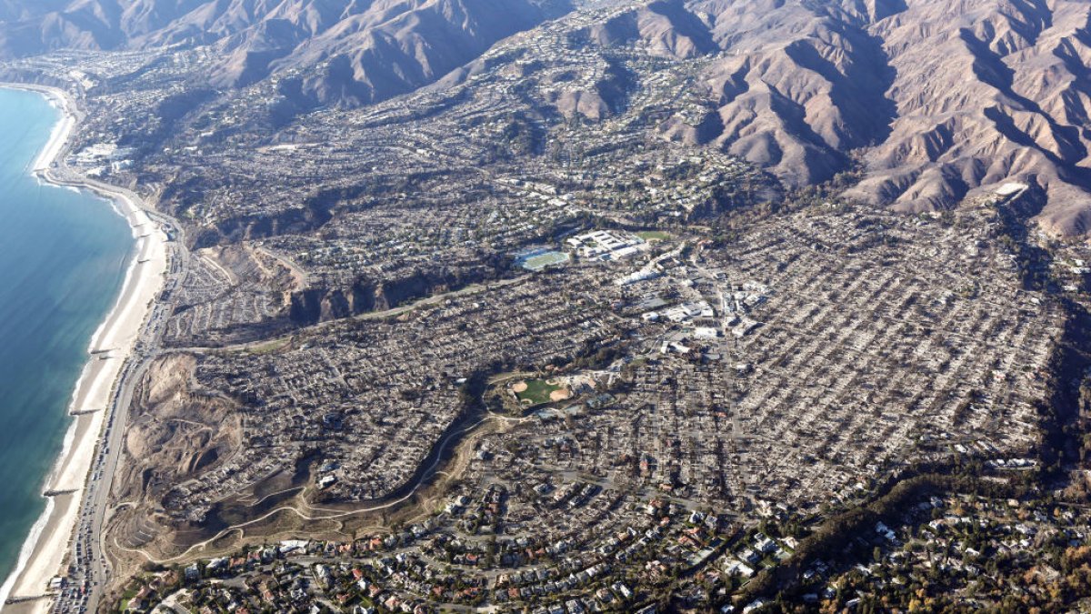 Emergency order issued to clear LA wildfire debris – NBC New York