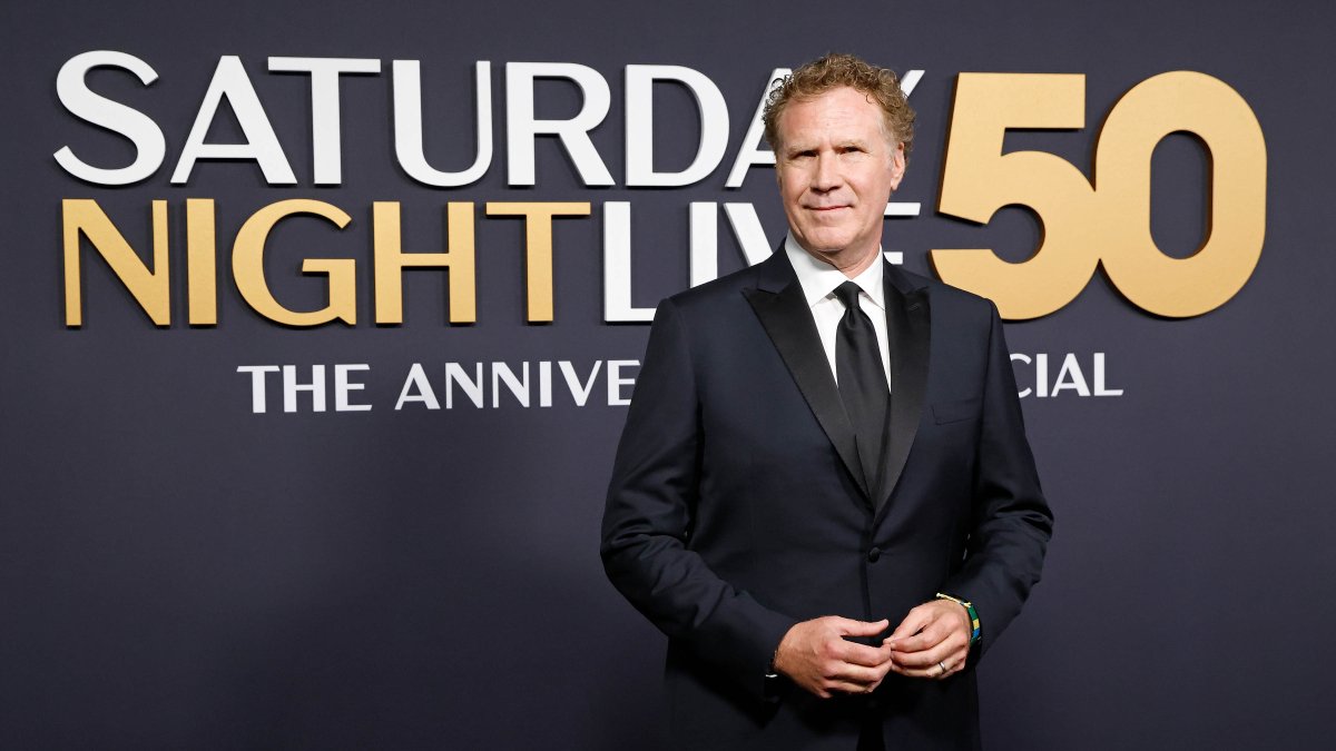 「サタデーナイトライブ」50周年記念視聴者は15メートルに近づいた –  NBCニューヨーク