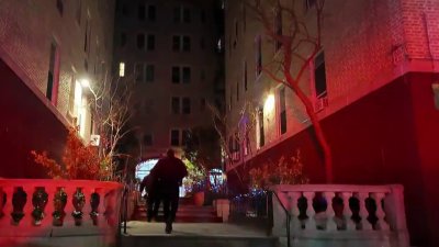 4 hurt in Washington Heights fire