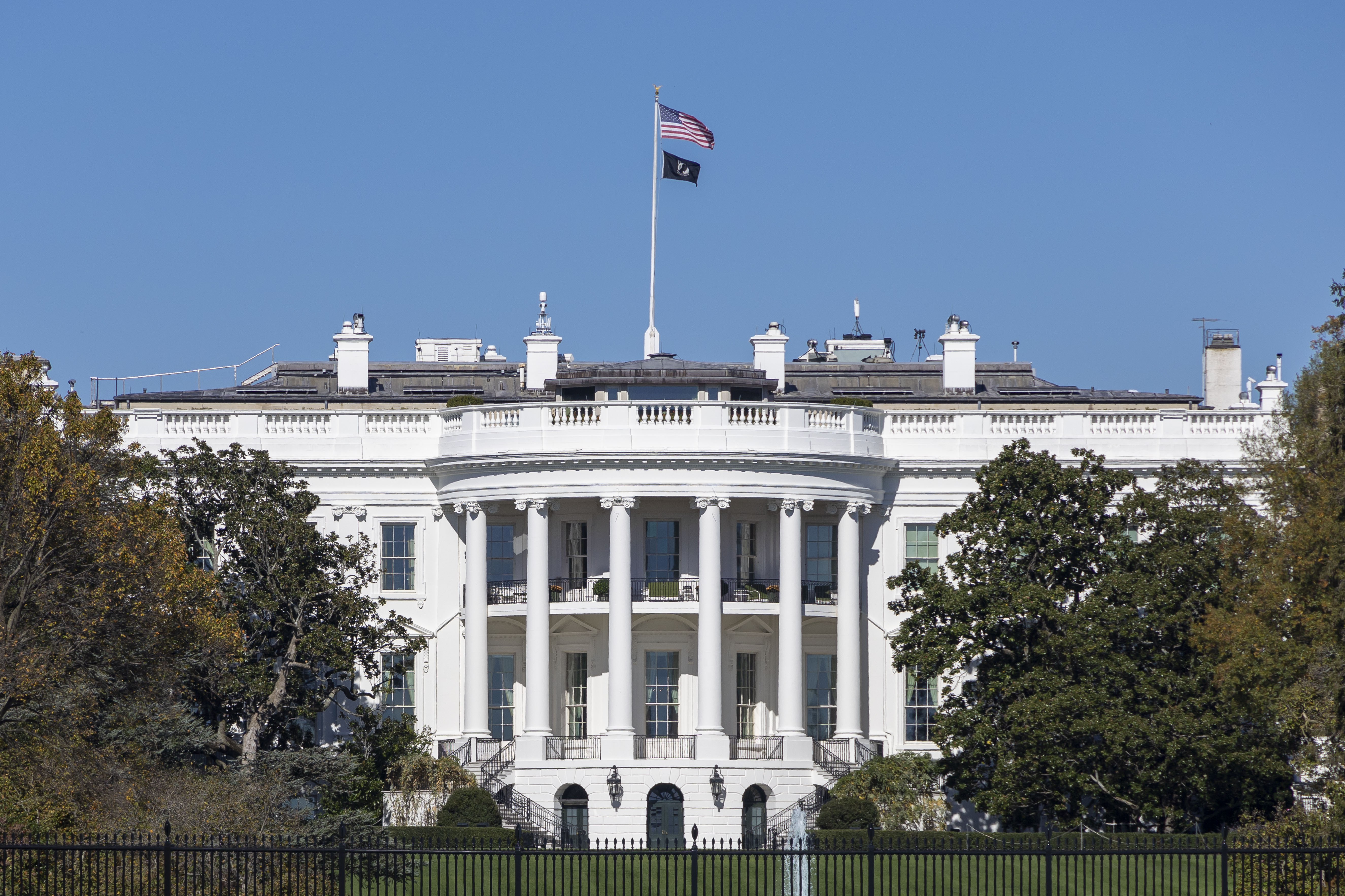 White Home shares controversial deportation-centric Valentine’s Day meme White Home shares controversial deportation-centric Valentine’s Day meme