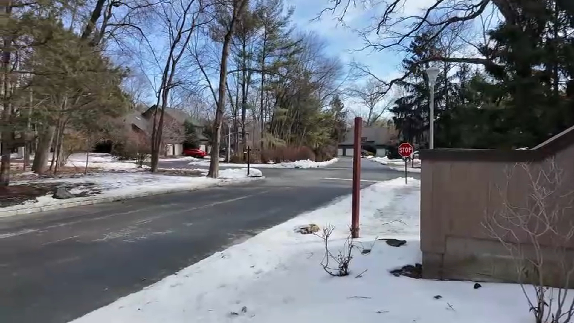Armed robbers allegedly observe couple from NYC to NJ suburbs earlier than gunpoint assault Armed robbers allegedly observe couple from NYC to NJ suburbs earlier than gunpoint assault