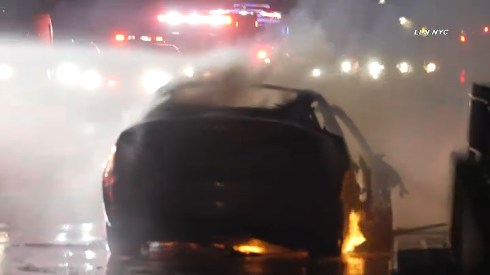 1 lifeless, 1 injury in fiery FDR crash