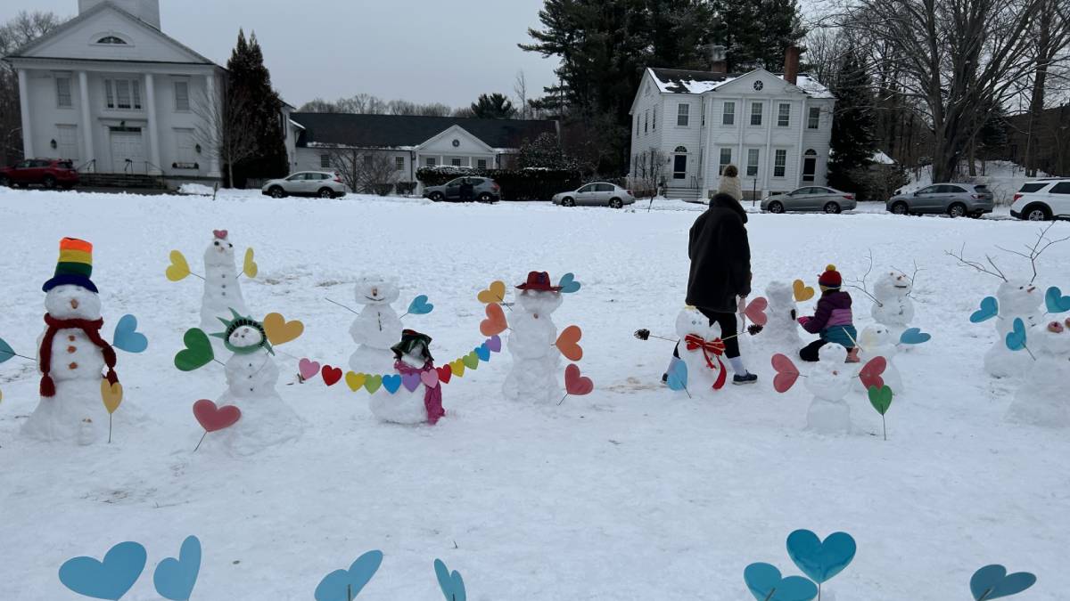 Westport church holds snowmen constructing occasion in a present of solidarity towards hate Westport church holds snowmen constructing occasion in a present of solidarity towards hate