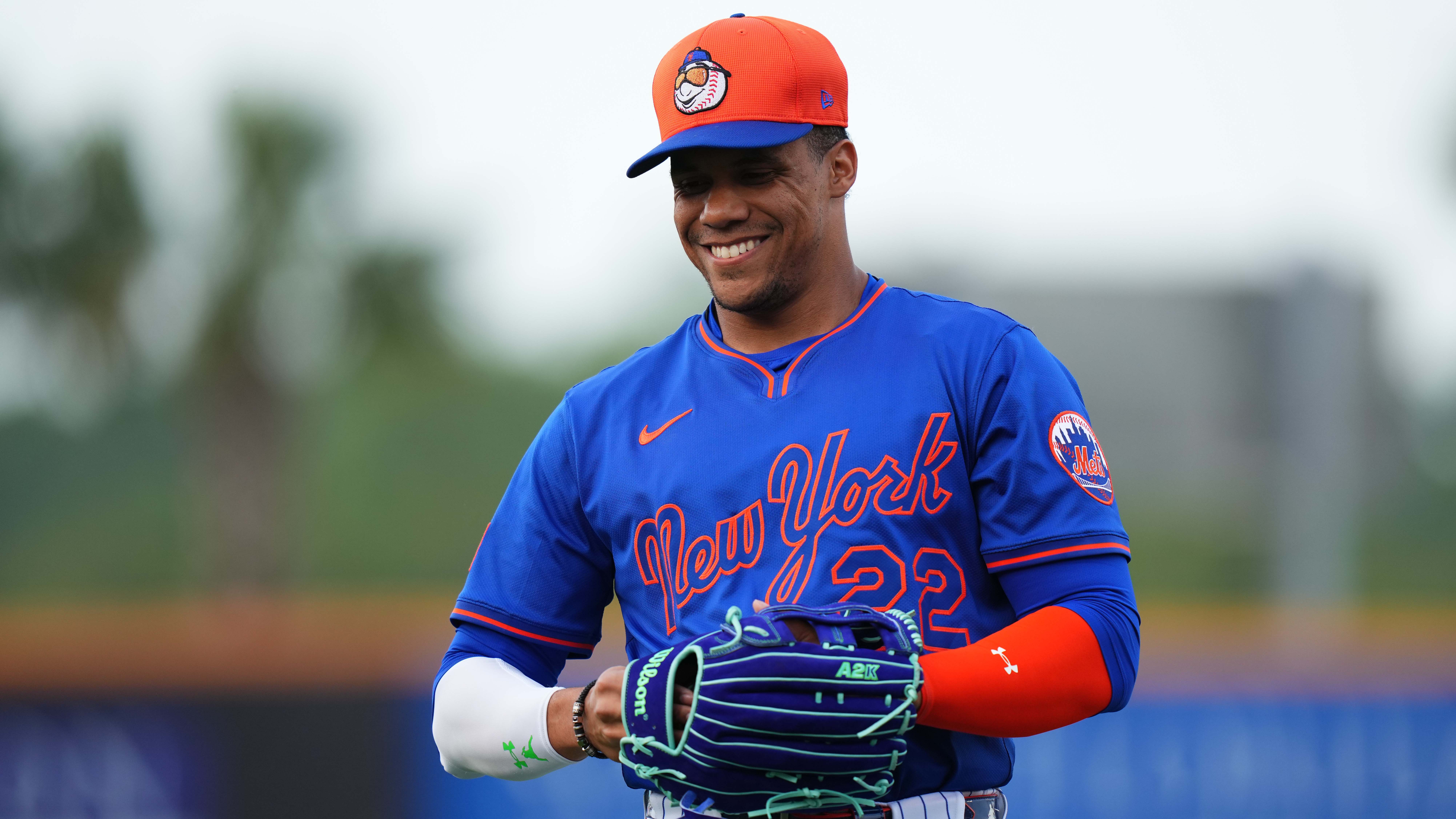 Juan Soto says signing with Mets over Yankees was a ‘household determination’ Juan Soto says signing with Mets over Yankees was a ‘household determination’