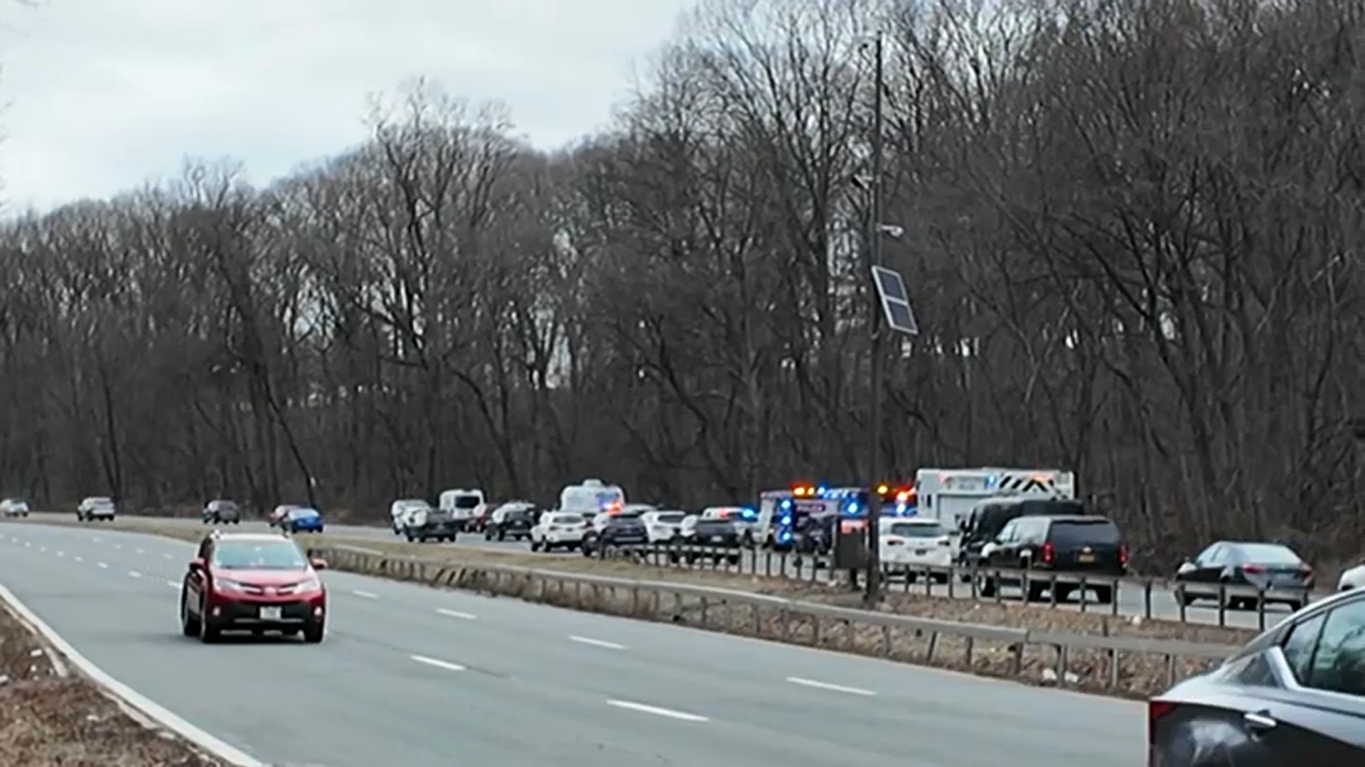Lacking lady from Bronx discovered lifeless in suitcase close to Yonkers freeway: Sources Lacking lady from Bronx discovered lifeless in suitcase close to Yonkers freeway: Sources