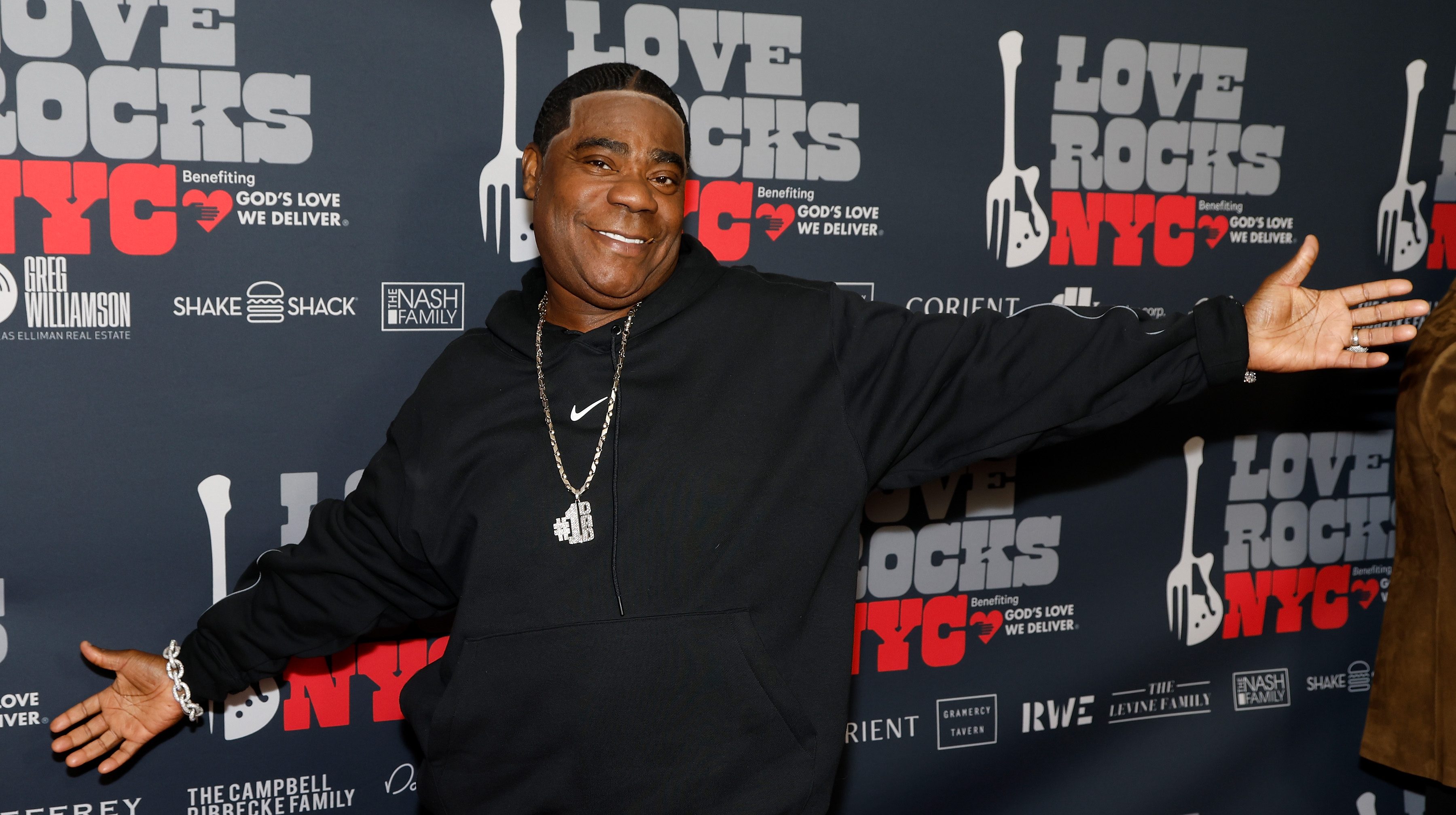 Warmth-Knicks recreation delayed after Tracy Morgan will get sick at Madison Sq. Backyard Warmth-Knicks recreation delayed after Tracy Morgan will get sick at Madison Sq. Backyard