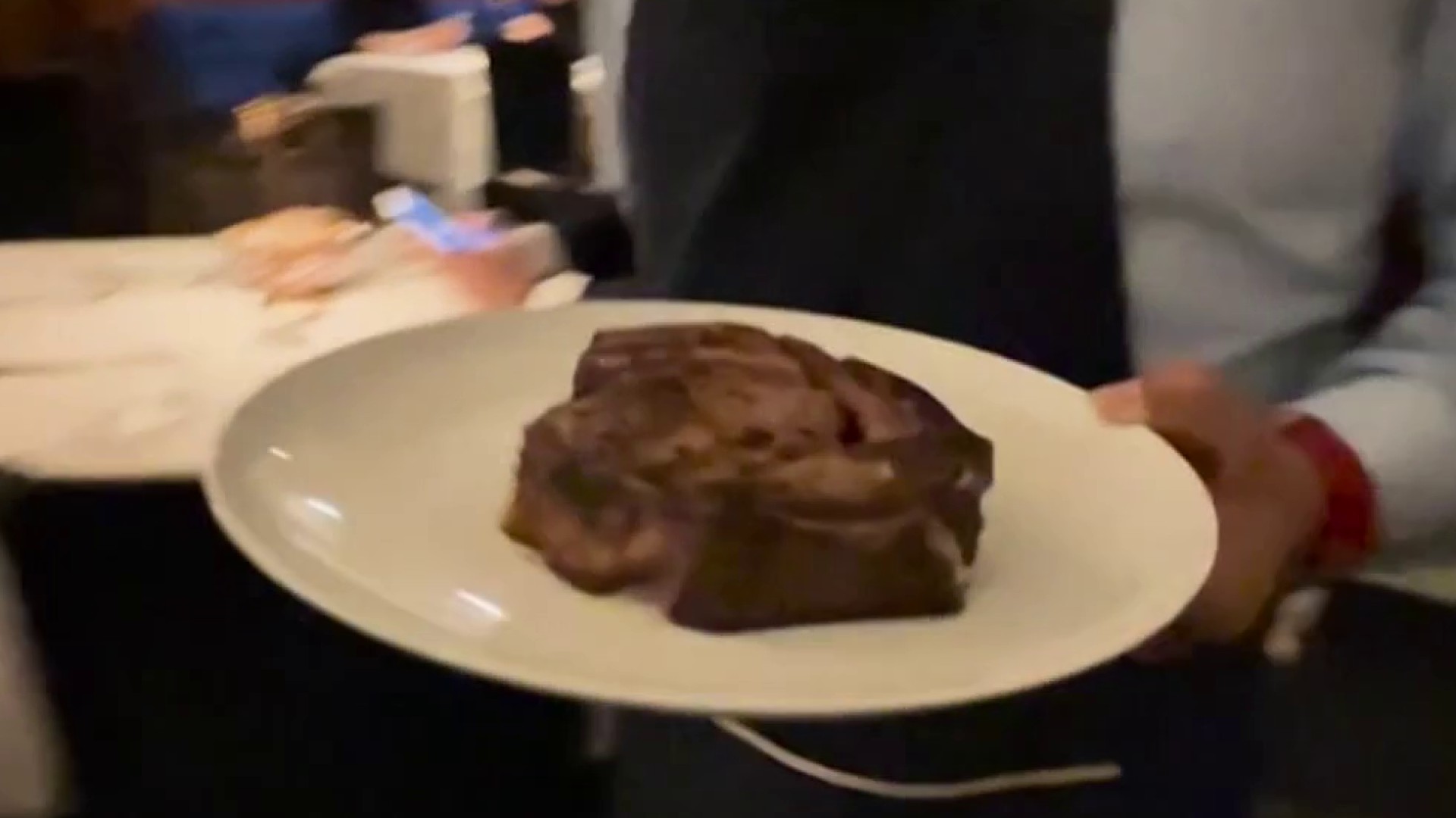 The place’s the meat? Texas picks battle with New York over title of famed steak The place’s the meat? Texas picks battle with New York over title of famed steak