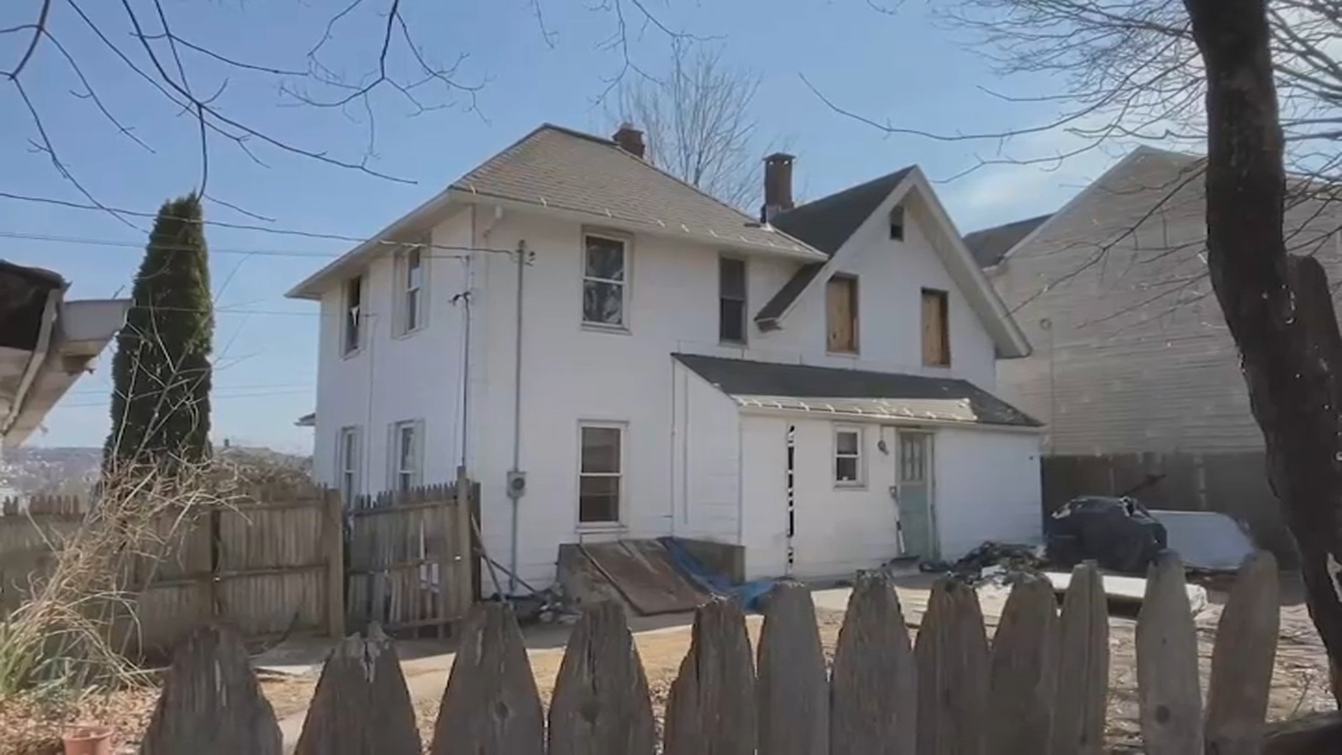 Former classmate of man allegedly held captive for 20 years displays on college years Former classmate of man allegedly held captive for 20 years displays on college years