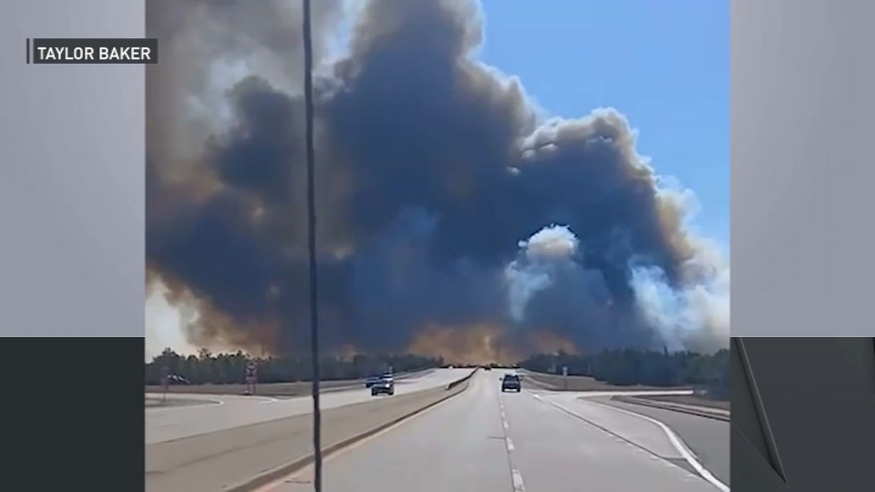 Smoke seen for miles as large brush fires pop up on Lengthy Island Smoke seen for miles as large brush fires pop up on Lengthy Island