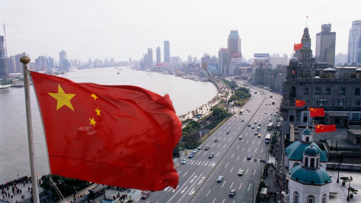 US Urges Trade Cuts with China Amid Rising Tensions