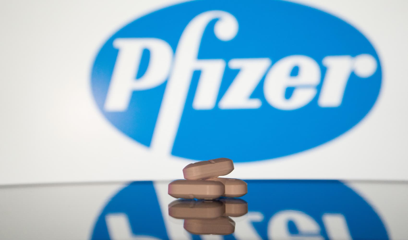 Pedometer, Step Counter & Weight Loss Tracker by Pacer Health – Free with In-app Purchases