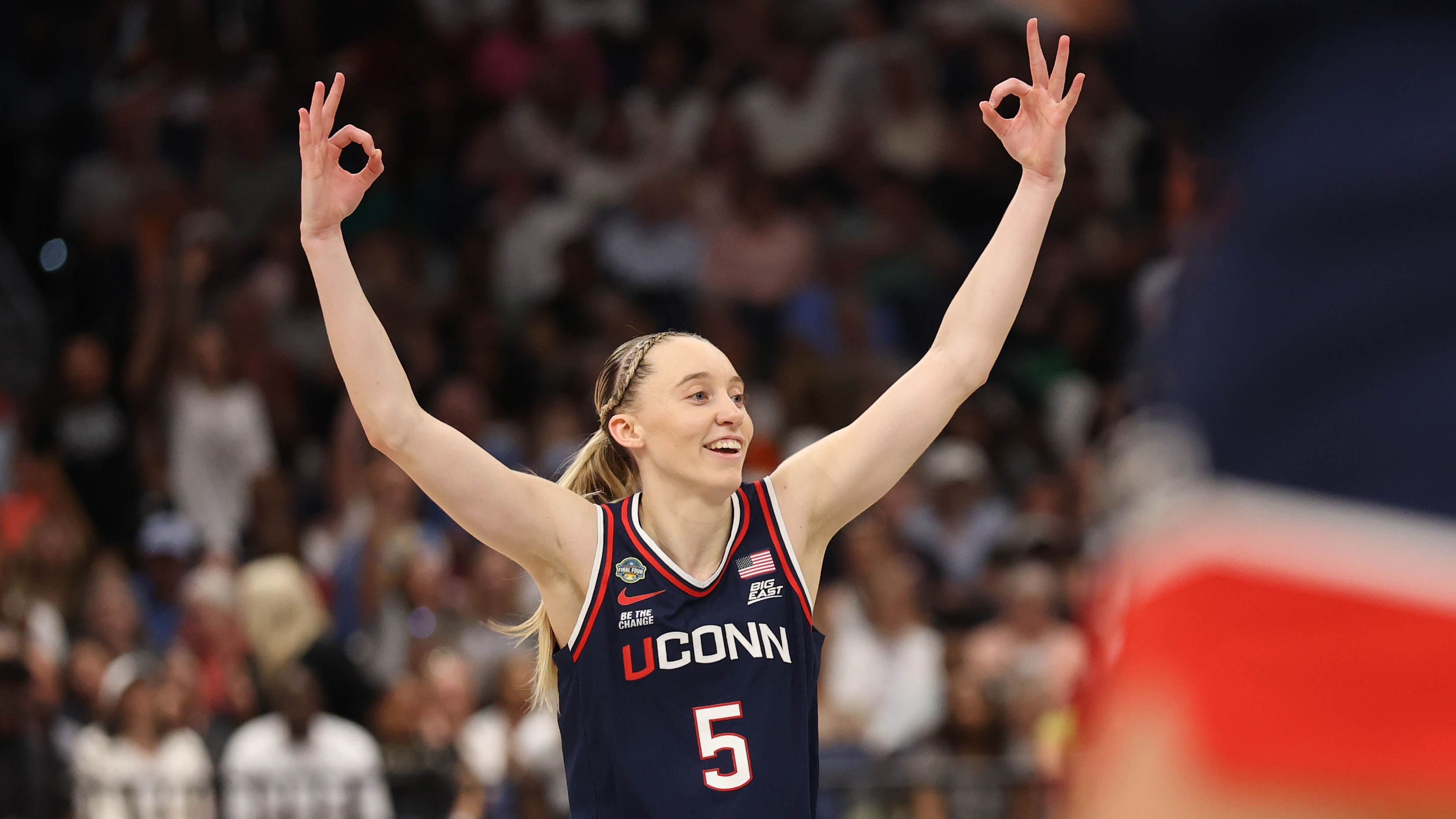 UConn rolls previous South Carolina 82-59 to win girls’s nationwide championship UConn rolls previous South Carolina 82-59 to win girls’s nationwide championship