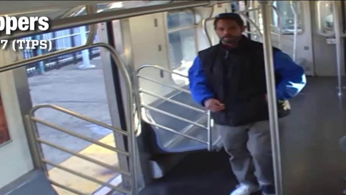 Man in custody after random stabbing on Bronx train – NBC New York