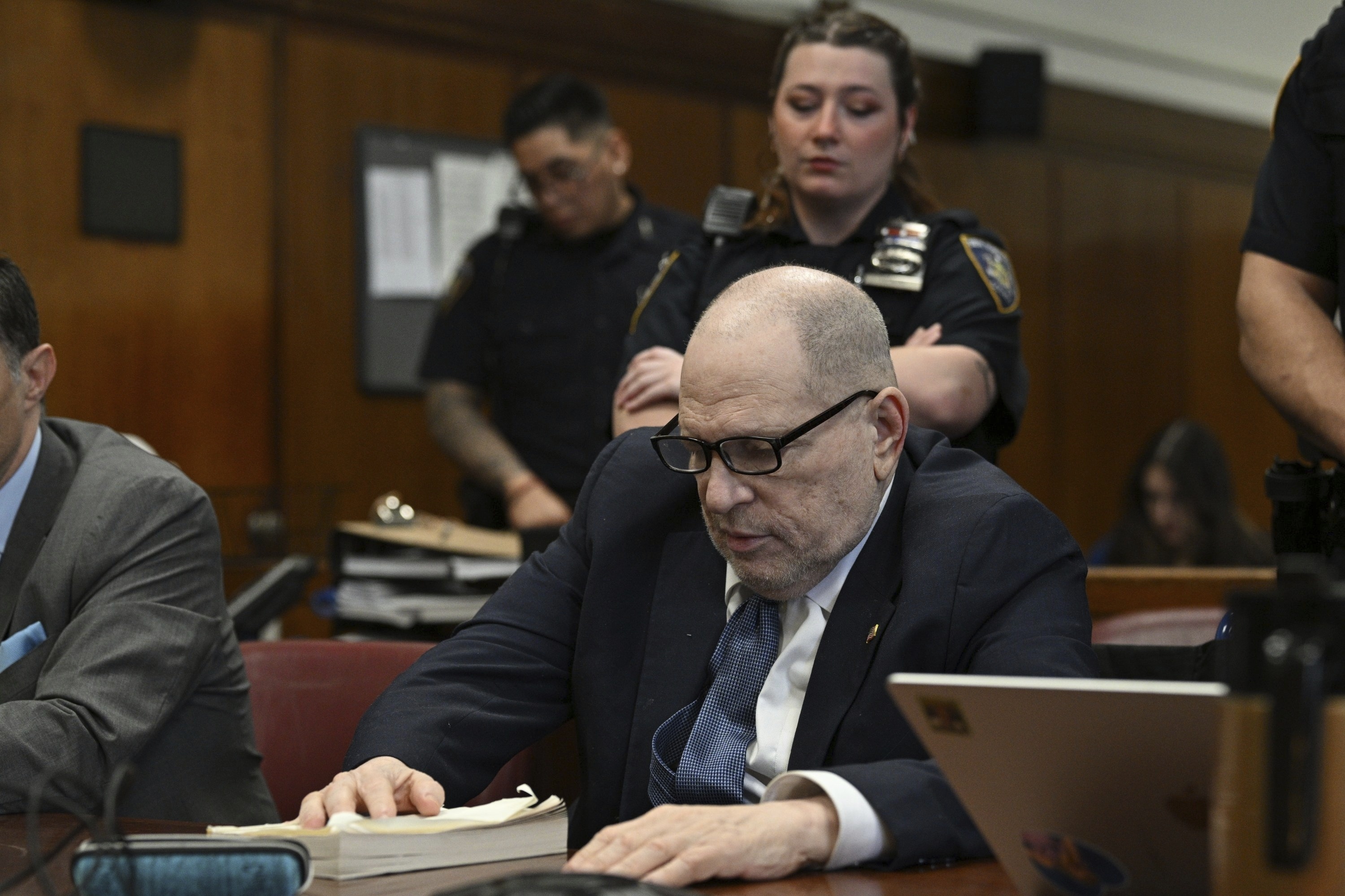 9 jurors picked as protection needs Weinstein moved from jail to hospital throughout retrial 9 jurors picked as protection needs Weinstein moved from jail to hospital throughout retrial