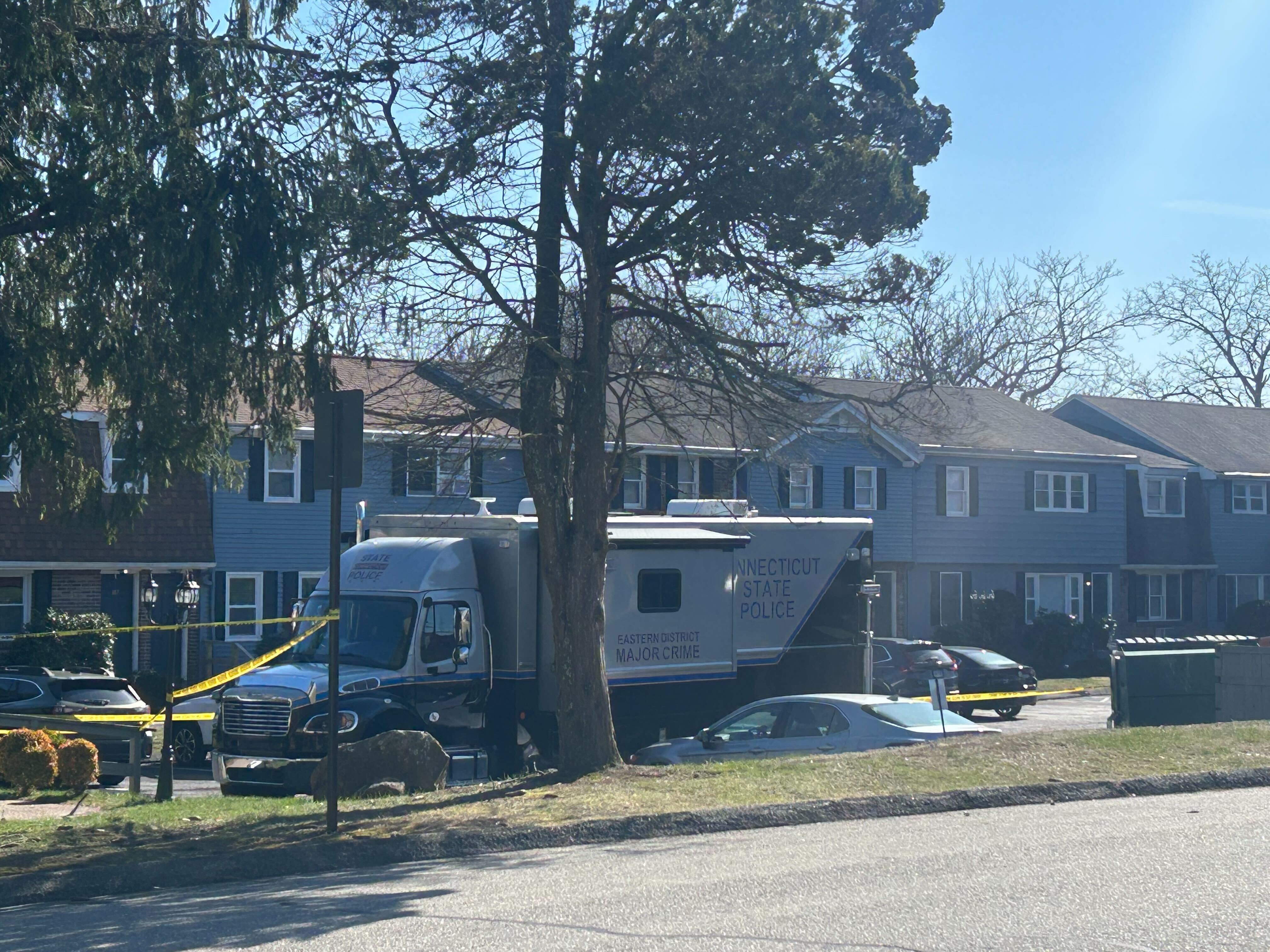 CT man dismembered roommate and disposed of her stays in baggage, suitcase: warrant CT man dismembered roommate and disposed of her stays in baggage, suitcase: warrant