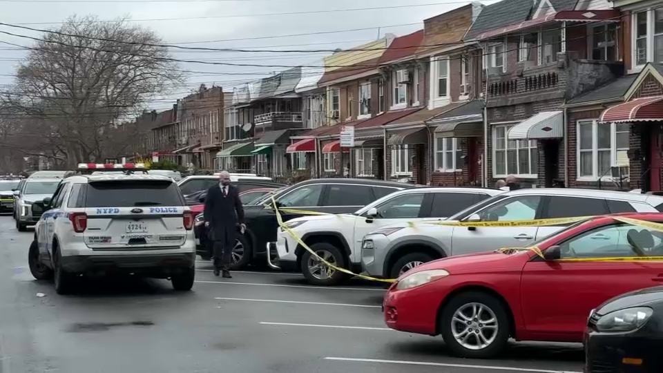 1 important, 6 damage after man reportedly assaults household at Brooklyn dwelling 1 important, 6 damage after man reportedly assaults household at Brooklyn dwelling