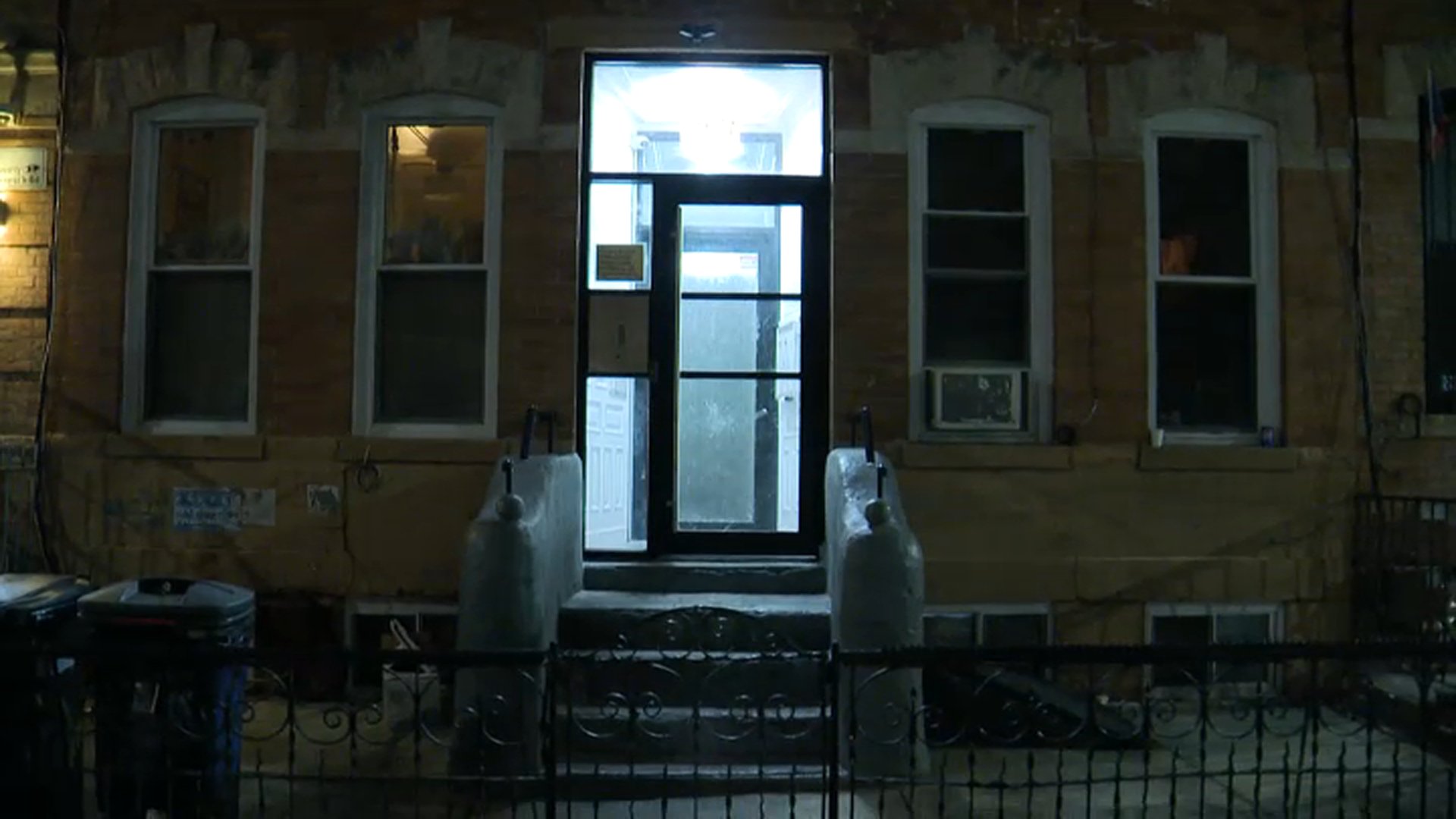 Youngsters, ages 3, 6 and 10 months, discovered alone in Brooklyn condominium, police say Youngsters, ages 3, 6 and 10 months, discovered alone in Brooklyn condominium, police say