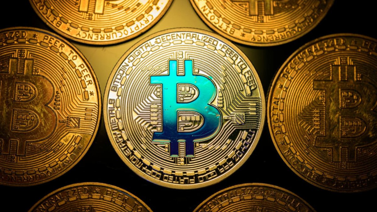 Bitcoin jumps to new all-time high, surpassing prior record from ...