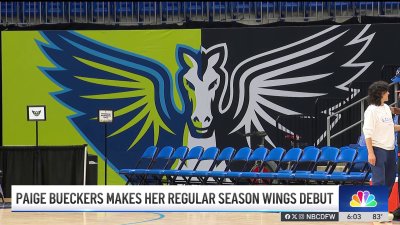 Dallas Wings Paige Bueckers takes the court for WNBA debut