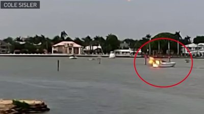 11 hospitalized, including 2 kids, after boat explosion in Fort Lauderdale