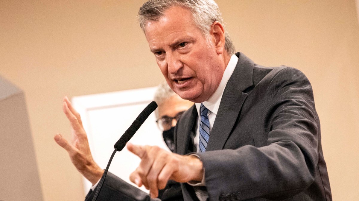 De Blasio to Pay $330K for Misusing Taxpayer Funds During Presidential Bid