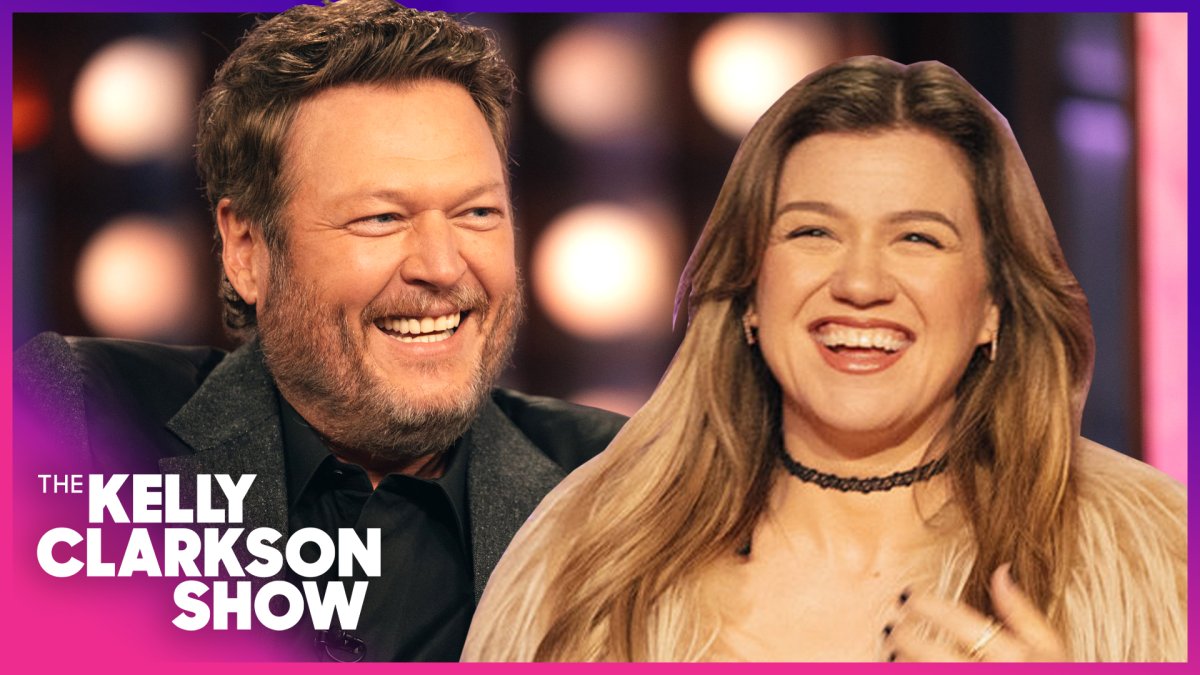 Kelly Clarkson and Blake Shelton try to keep it professional during  hilarious interview
