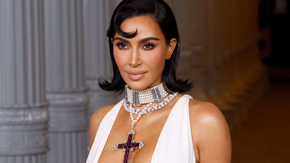 what does kim k do - Ilustrasi 3