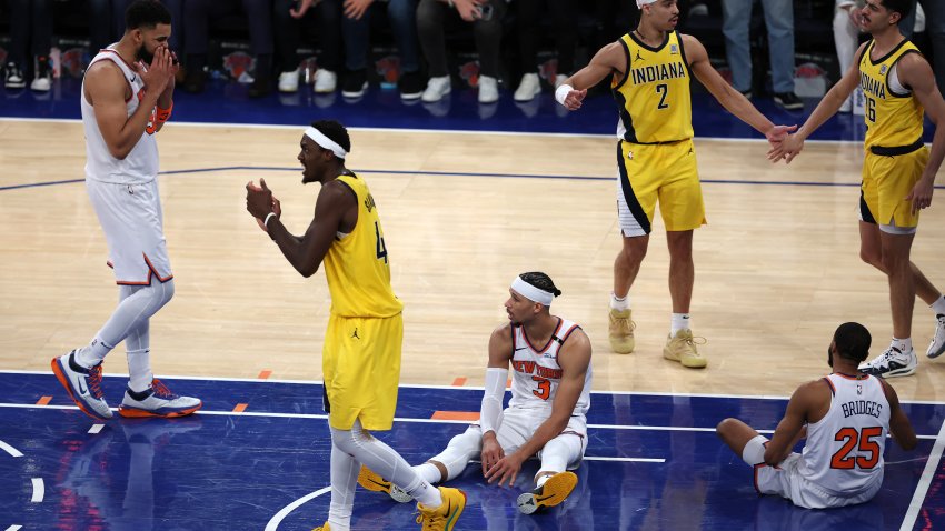 NEW YORK, NEW YORK – MAY 21: The Indiana Pacers celebrate a basket against the New York Knicks during overtime in Game One of the Eastern Conference Finals of the 2025 NBA Playoffs at Madison Square Garden on May 21, 2025 in New York City. NOTE TO USER: User expressly acknowledges and agrees that, by downloading and or using this photograph, User is consenting to the terms and conditions of the Getty Images License Agreement. (Photo by Sarah Stier/Getty Images)