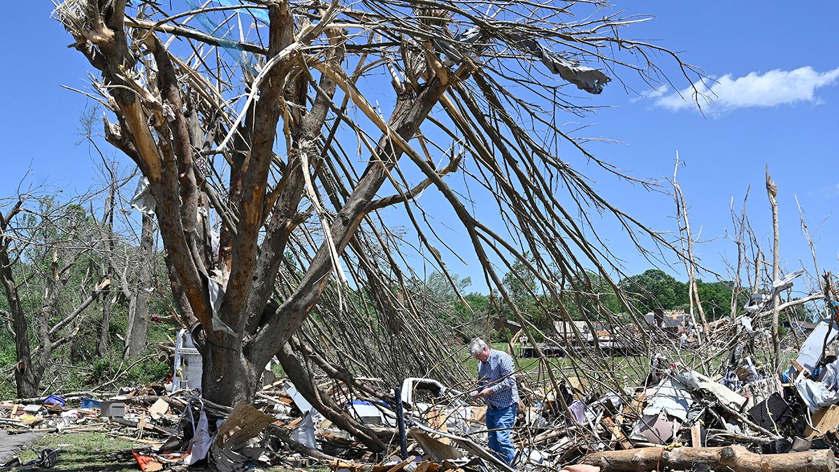 Severe weather leaves at least 27 dead, including 18 in Kentucky – NBC ...