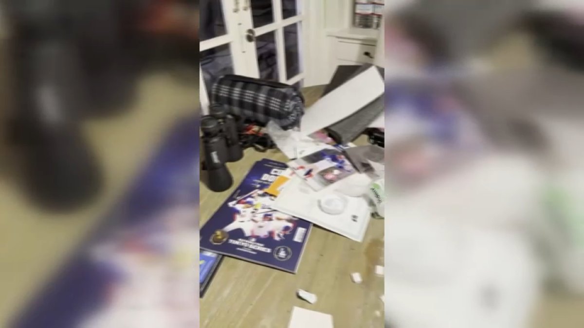 ‘Like Goldilocks.' Nude intruder found sleeping in bed of Los Angeles home after ransacking it