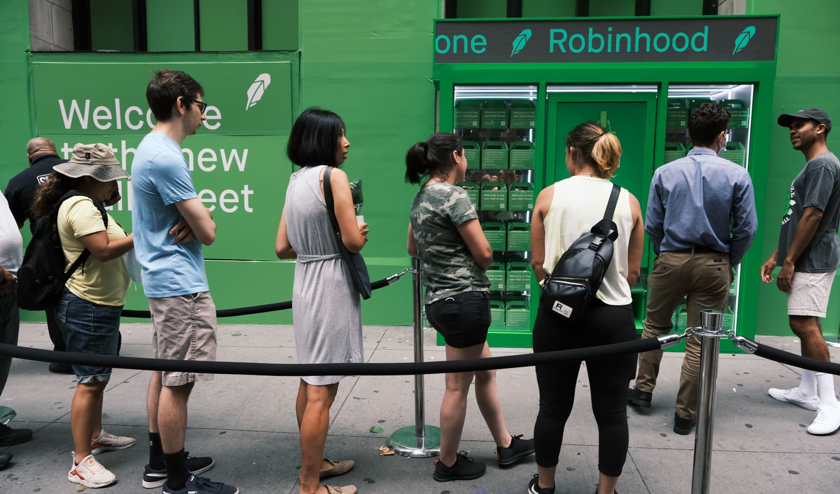 Robinhood shares drop after the online brokerage fails to get the nod to join the S&P 500