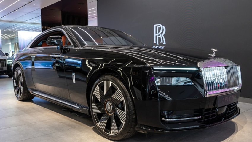 A Rolls-Royce Spectre all electric luxury coupe is displayed at Rolls-Royce Motor Cars dealership showroom in London.