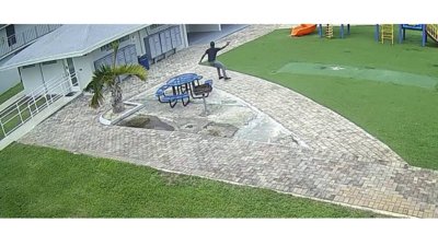 RAW: Video shows man firing gun in Lauderhill shooting that injured 2 teens: Police